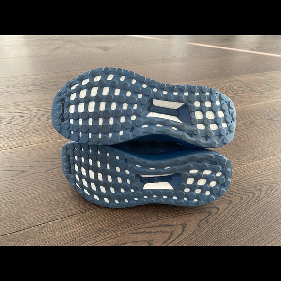 Adidas IVY PARK OG Ultraboost Navy Running Shoes - Picture 3 of 3